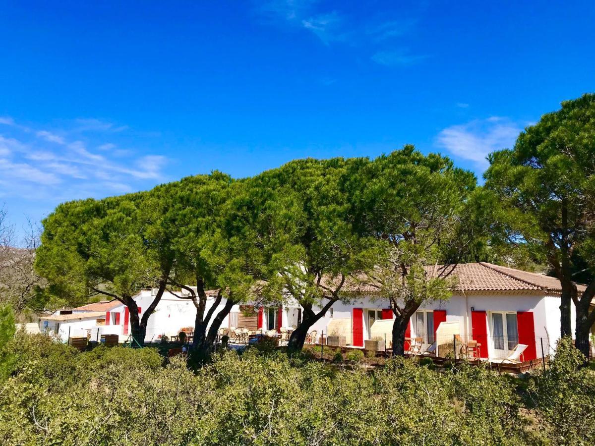 HôTEL LES VOLETS ROUGES - CASSIS Exterior foto